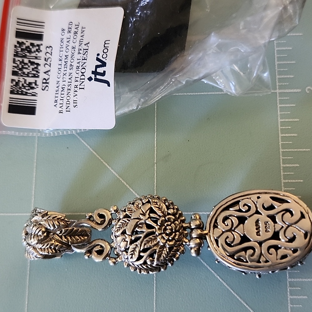 NWT JTV Artisan Collection Of Bali 17X12 Mm Sponge Coral Sterling Silver Pendant - Picture 3 of 3